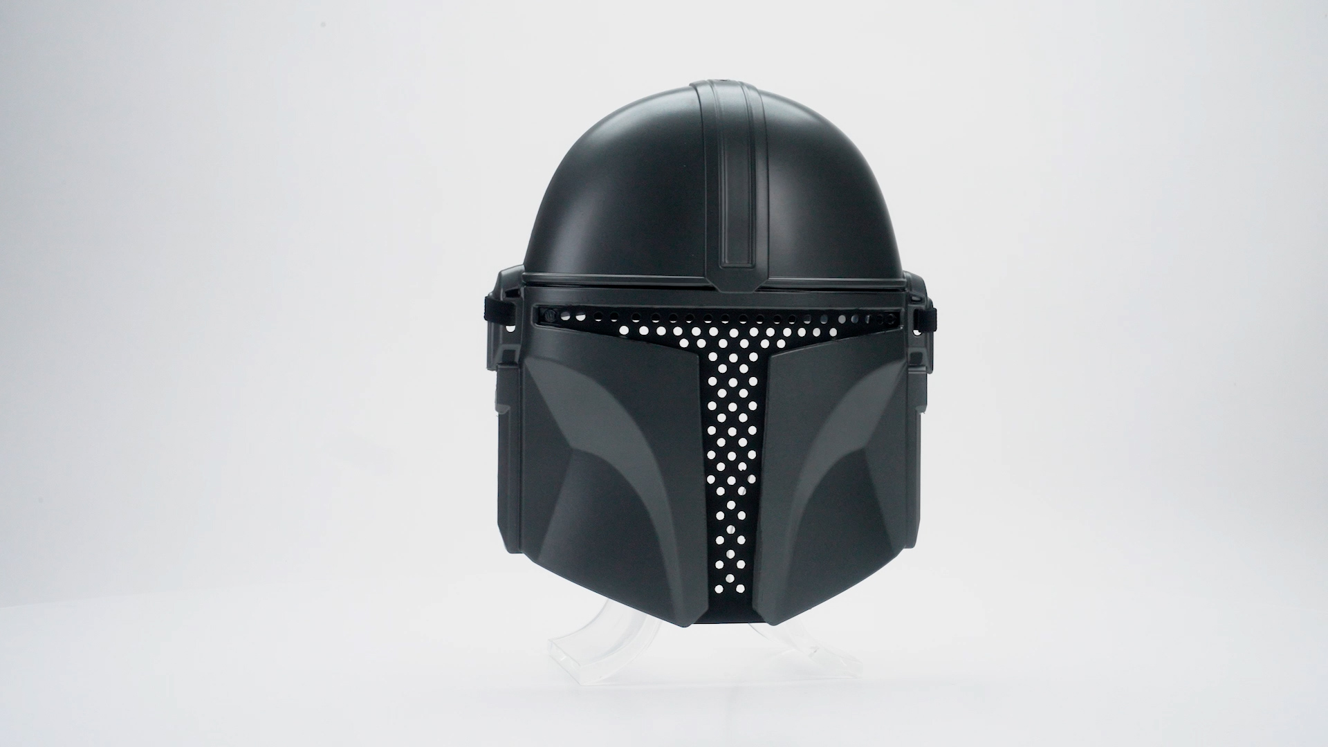 JWC1552 - Mandalorian Child Mask VID 01. 360